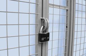 Troax merkkisiä elementtejä ( Häkkivarastona käytetty, joista saa rakennettua esim pienelle koiralle sisätilan, oman huoneen. isolle papukaijalle sisähäkin... elementtejä eri kokoisena peruselementti n. 60 x 210 cm ja 58 x 2100 ja löytyy pari 120 z 2100cm, silmäkoko 5 x5 cm, hyvät ovet! peruselementti 20 e, ovielementti 40e ja tuo iso elementti 35e kpl elementtít troax merkkiset, löytyy netistä selaamalla lisätietoa